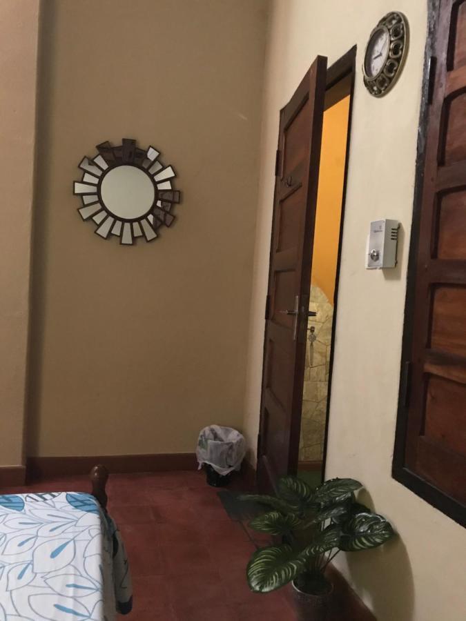 Mi Lugar Vintage Hostal - Calor De Hogar! Asunción Exterior foto